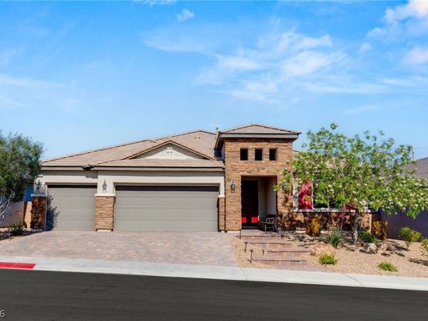 6380 Regina Ridge Street, Las Vegas, NV 89149
