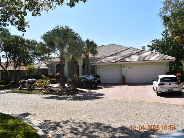 12044 NW 9th Pl , Coral Springs, FL 33071