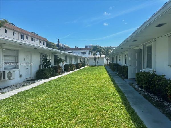 2222 Taylor St , Unit 11, Hollywood, FL 33020