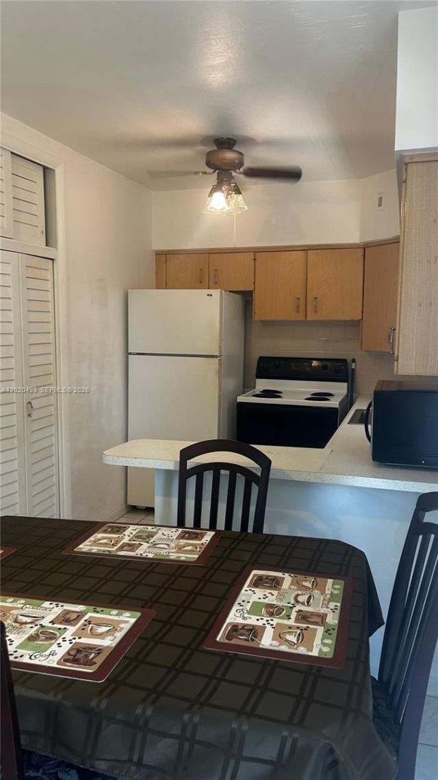 2222 Taylor St, Unit 11, Hollywood, FL 33020 Photo