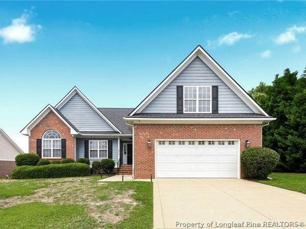 6012 Goldenrain Drive, Fayetteville, NC 28314