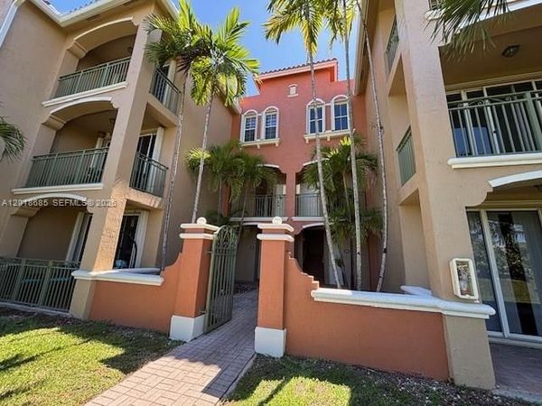 6440 NW 114th Ave , Unit 426, Doral, FL 33178