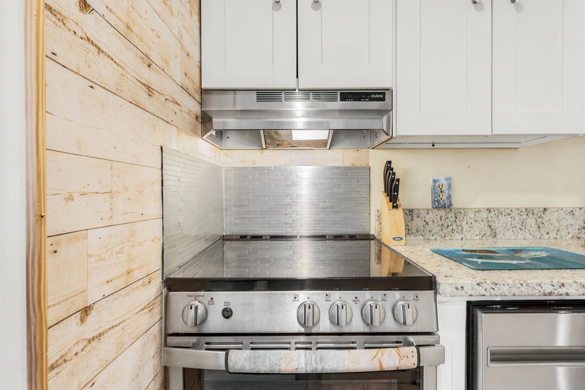 1100 Possum Trot Rd.  Photo 5