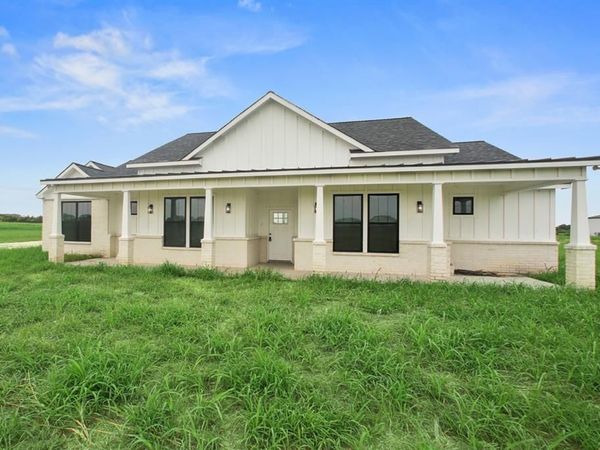 1224 Durham Lane, Cleburne, TX 76033