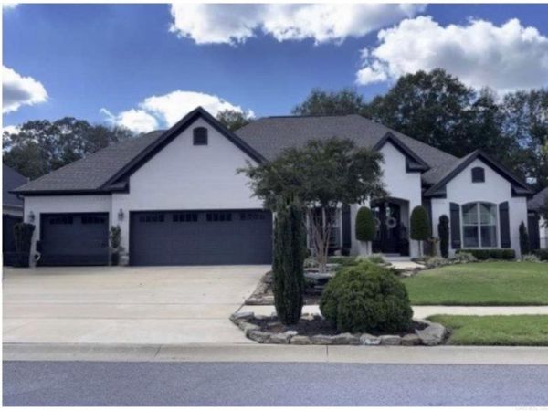 1525 Green Tree Drive , Conway, AR 72034
