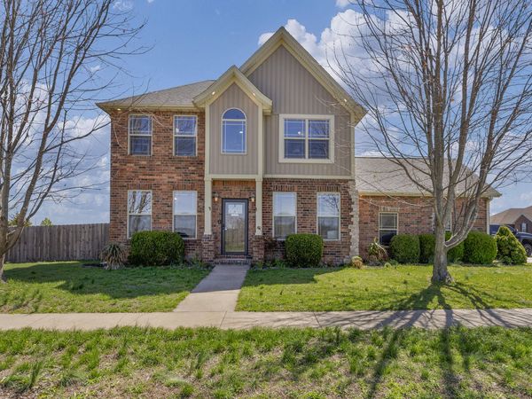 500 Patriot Place Drive, Rogersville, MO 65742