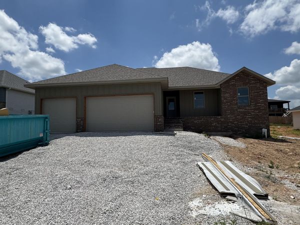 2608 W Pigeon Drive , Ozark, MO 65721
