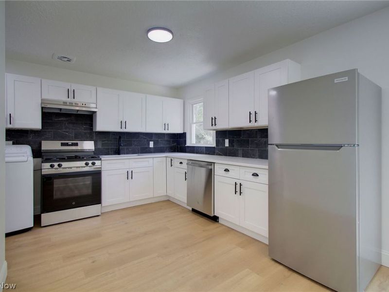 2650 Center Avenue , Alliance, OH 44601 Photo 14