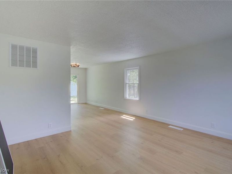 2650 Center Avenue , Alliance, OH 44601 Photo 5