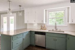 605 Langford Road photo 4