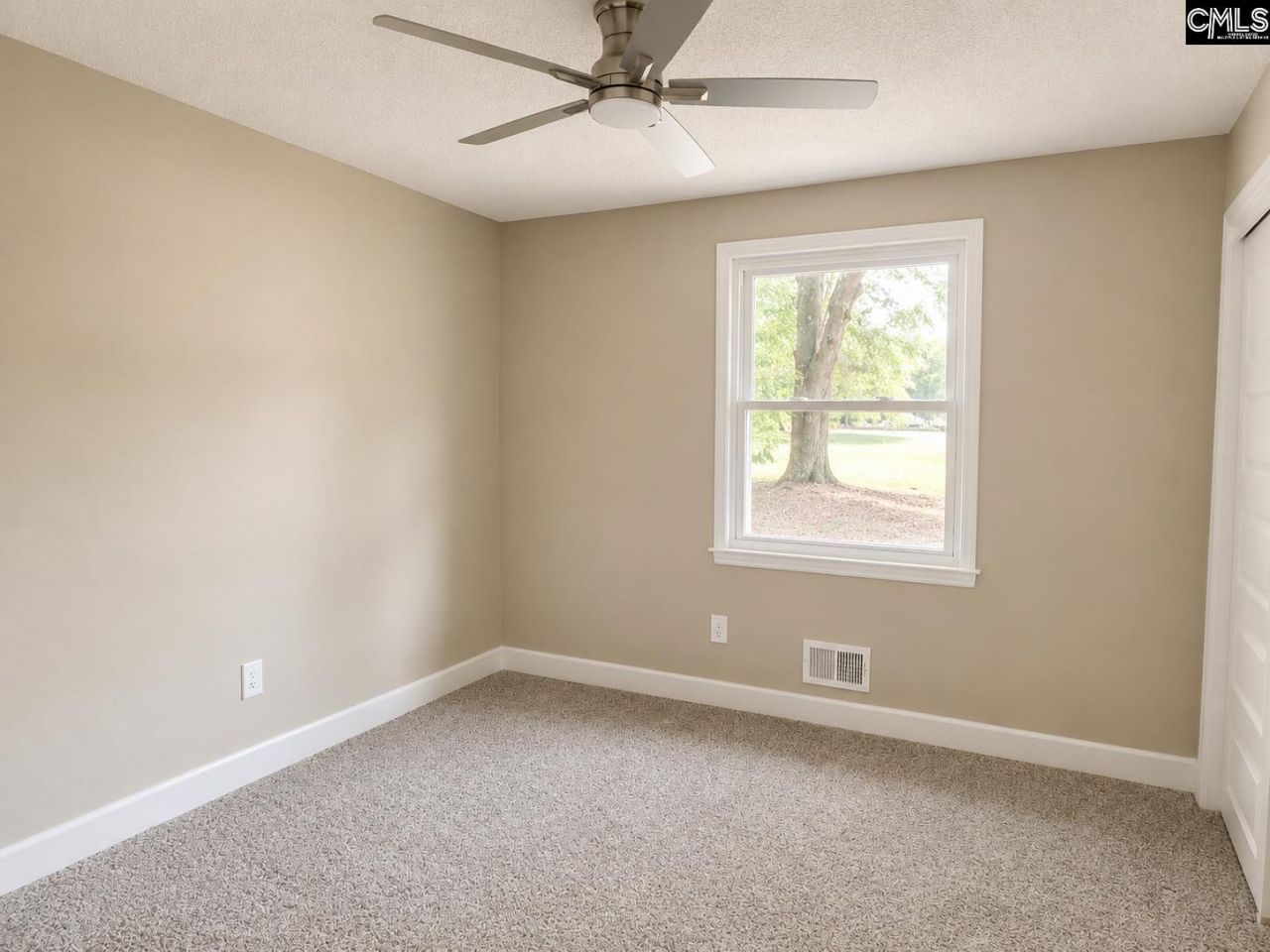 605 Langford Road Photo 4