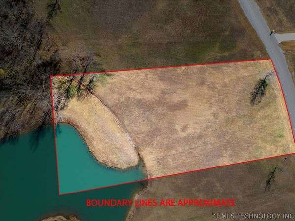 18 N 3994 Lane, Ramona, OK 74061