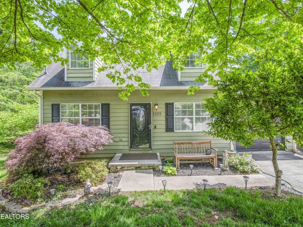 2529 Hammond Lane, Knoxville, TN 37912