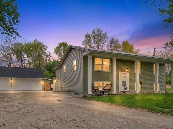 11946 N Us Highway 24 Highway, Roanoke, IN 46783