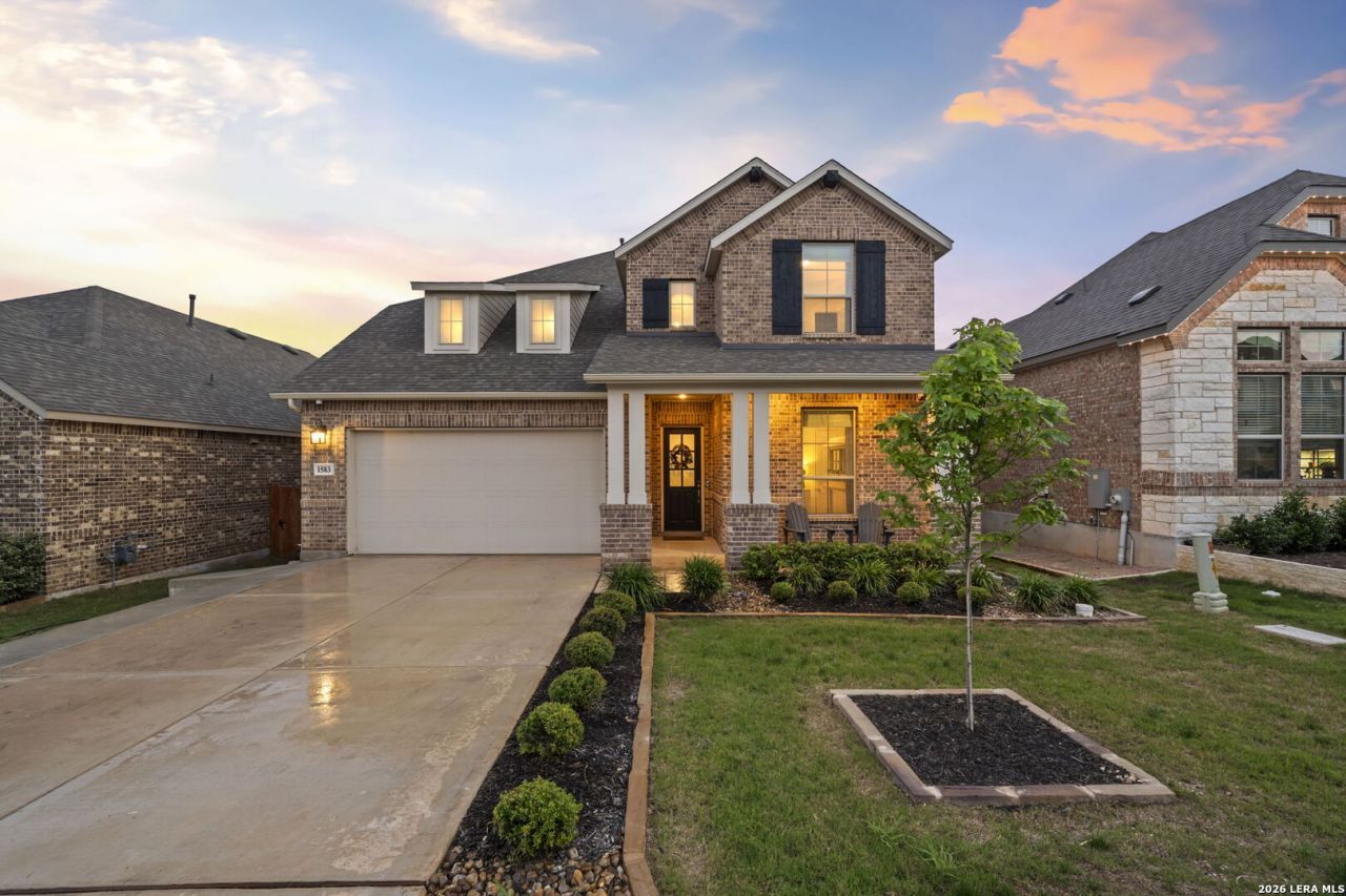 1583 Seekat Dr, New Braunfels, TX 78132 Main Photo