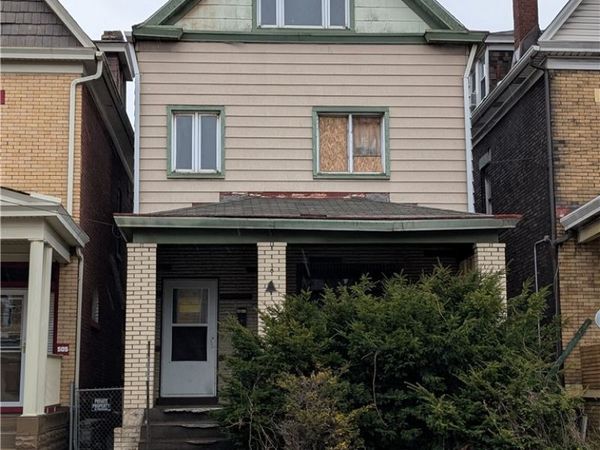 507 Center St. , East Pittsburgh, PA 15112