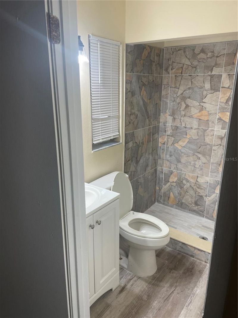 613 61st Avenue Terrace E, Unit 613, Bradenton, FL 34203 Photo