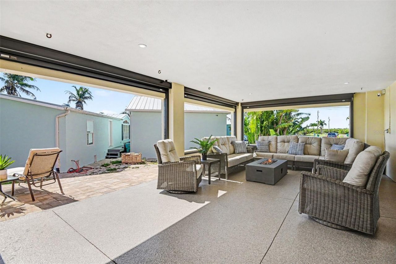 604 Tahiti Court, Punta Gorda, FL 33950 Photo