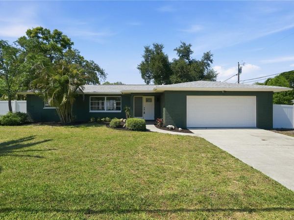1300 MICHIGAN BOULEVARD , DUNEDIN, FL 34698