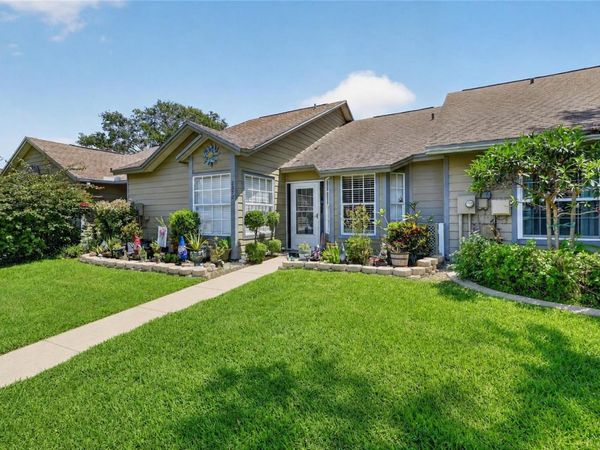 2370 BENTLEY DRIVE, PALM HARBOR, FL 34684