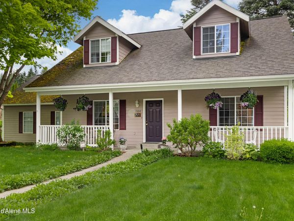 1320 Mathison Dr , Sandpoint, ID 83864