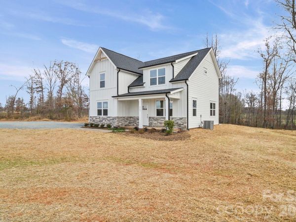 1020 Forest Drive , Marshville, NC 28103