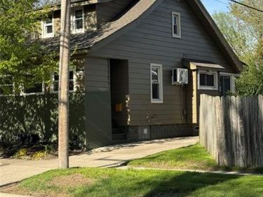 918 N WASHINGTON Avenue, Royal Oak, MI 48067