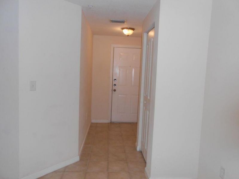 9905 Baywinds Boulevard, Unit 2202, West Palm Beach, FL 33411 Photo