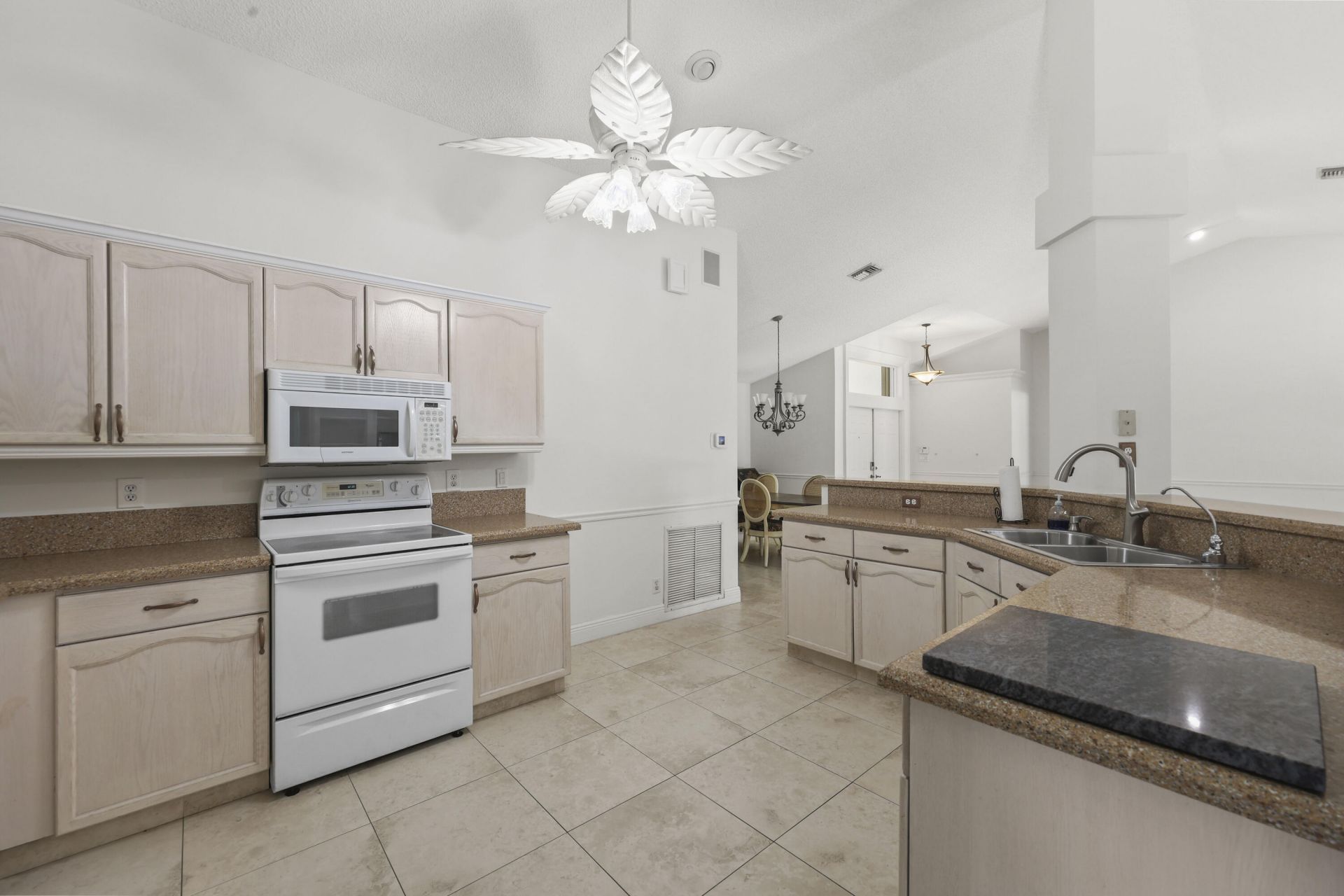 2934 San Remo Way, Delray Beach, FL 33445 Photo