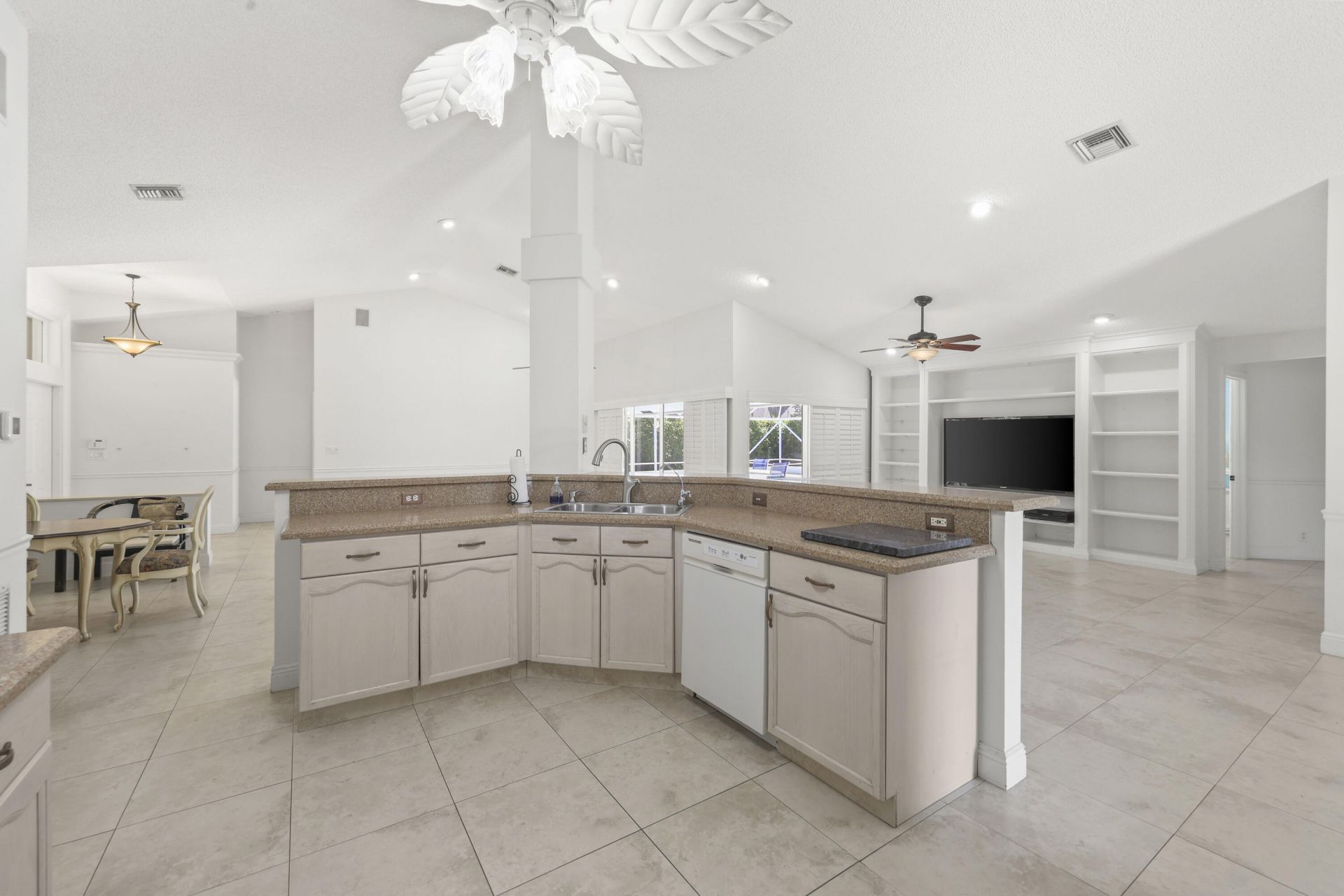 2934 San Remo Way, Delray Beach, FL 33445 Photo