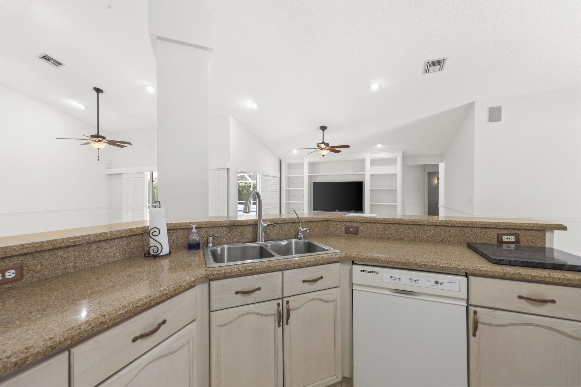 2934 San Remo Way, Delray Beach, FL 33445 Photo