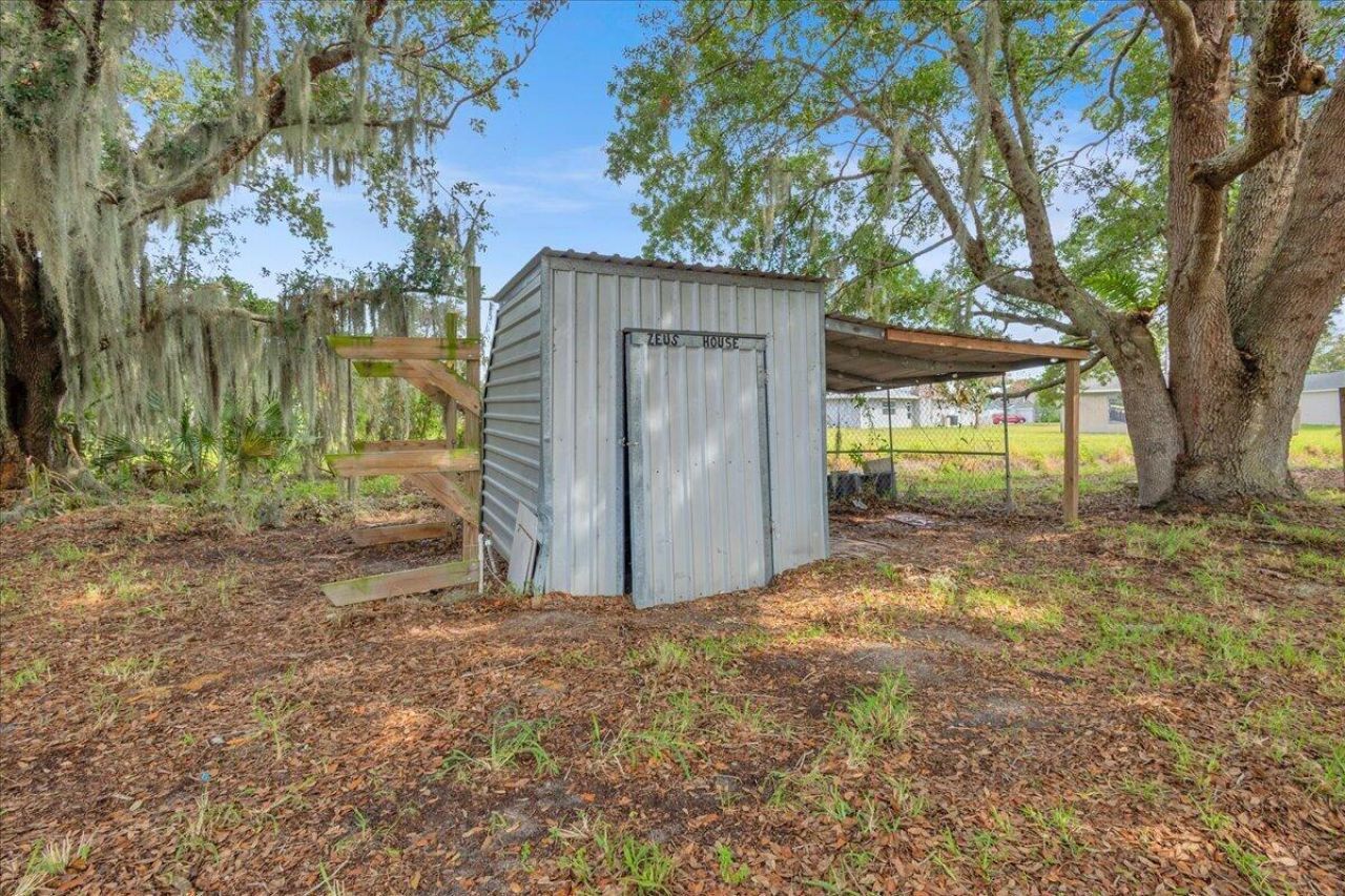 1097 SW Mcdevitt Avenue, Port Saint Lucie, FL 34953 Photo