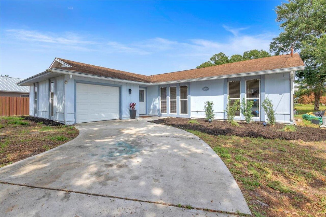 1097 SW Mcdevitt Avenue, Port Saint Lucie, FL 34953 Photo