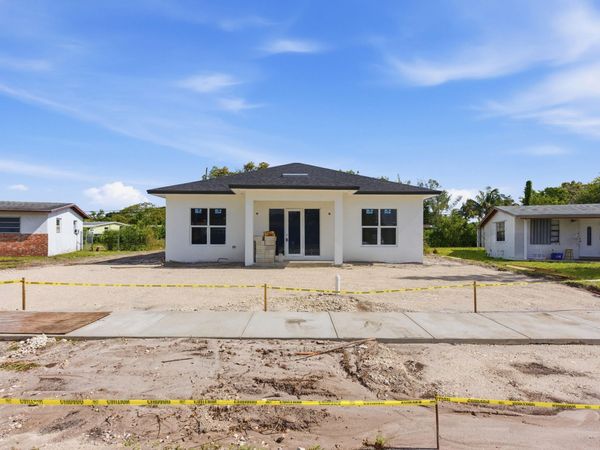 1705 NW 15th Street, Fort Lauderdale, FL 33311
