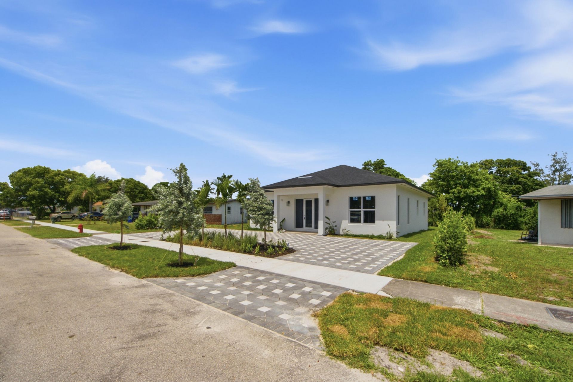 1705 NW 15th Street, Fort Lauderdale, FL 33311 Main Photo