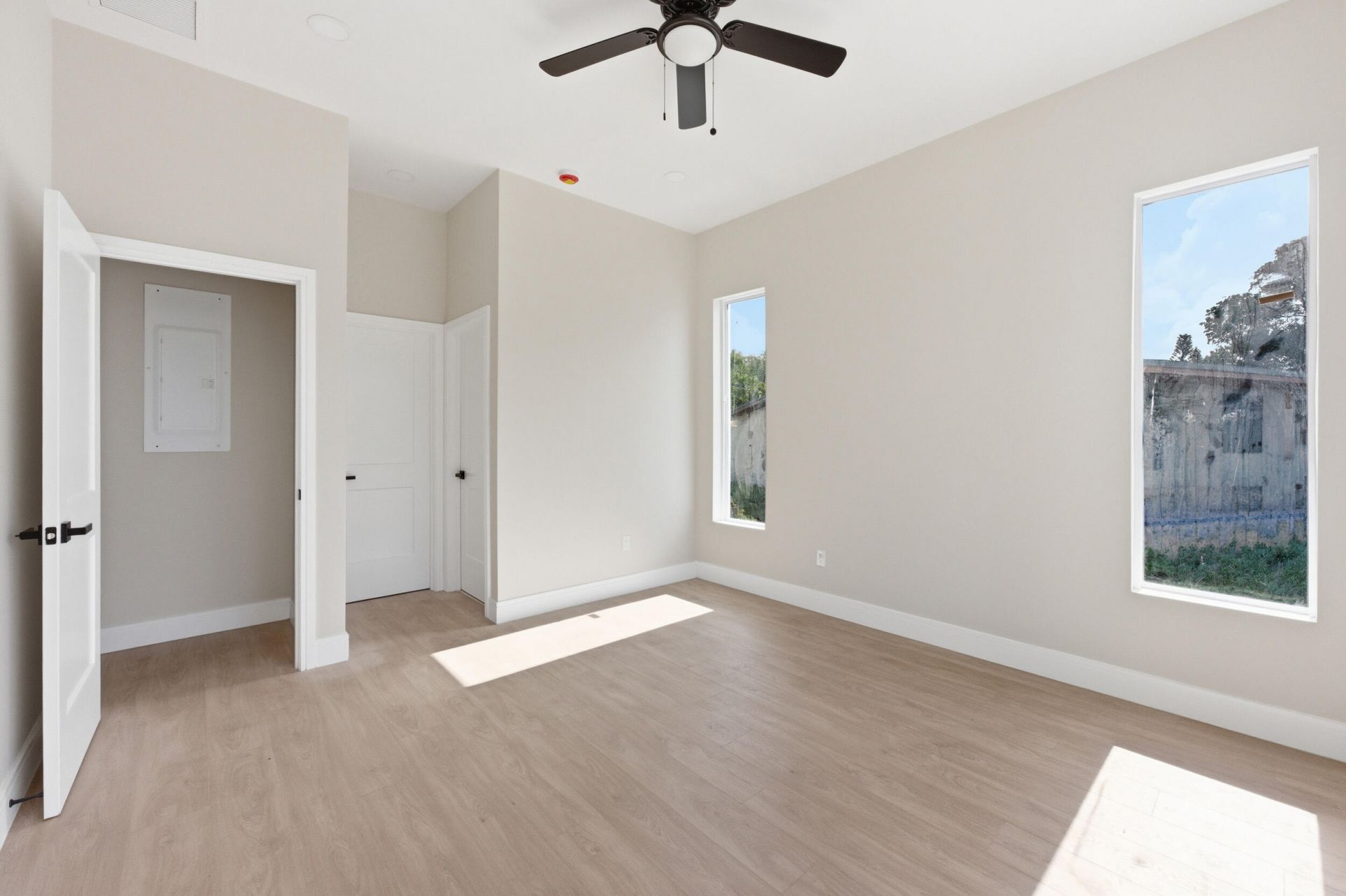 1705 NW 15th Street, Fort Lauderdale, FL 33311 Photo
