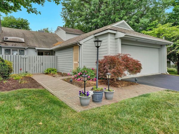 2533 South Clearing RD, Salem, VA 24153