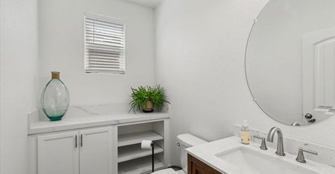 1674 Carrara Ln, Ripon, CA 95366 Photo