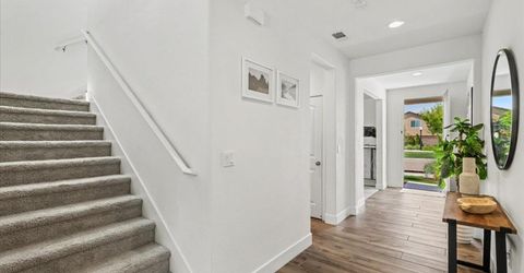 1674 Carrara Ln, Ripon, CA 95366 Photo