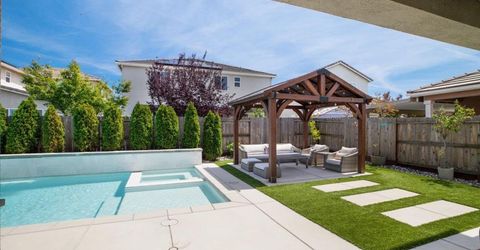 1674 Carrara Ln, Ripon, CA 95366 Photo