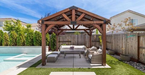 1674 Carrara Ln, Ripon, CA 95366 Photo