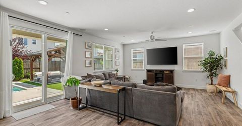 1674 Carrara Ln, Ripon, CA 95366 Photo