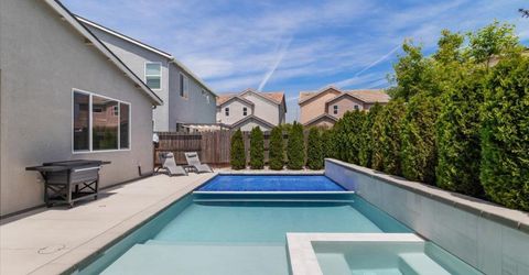 1674 Carrara Ln, Ripon, CA 95366 Photo