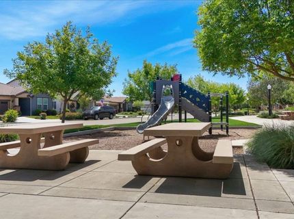 1674 Carrara Ln, Ripon, CA 95366 Photo