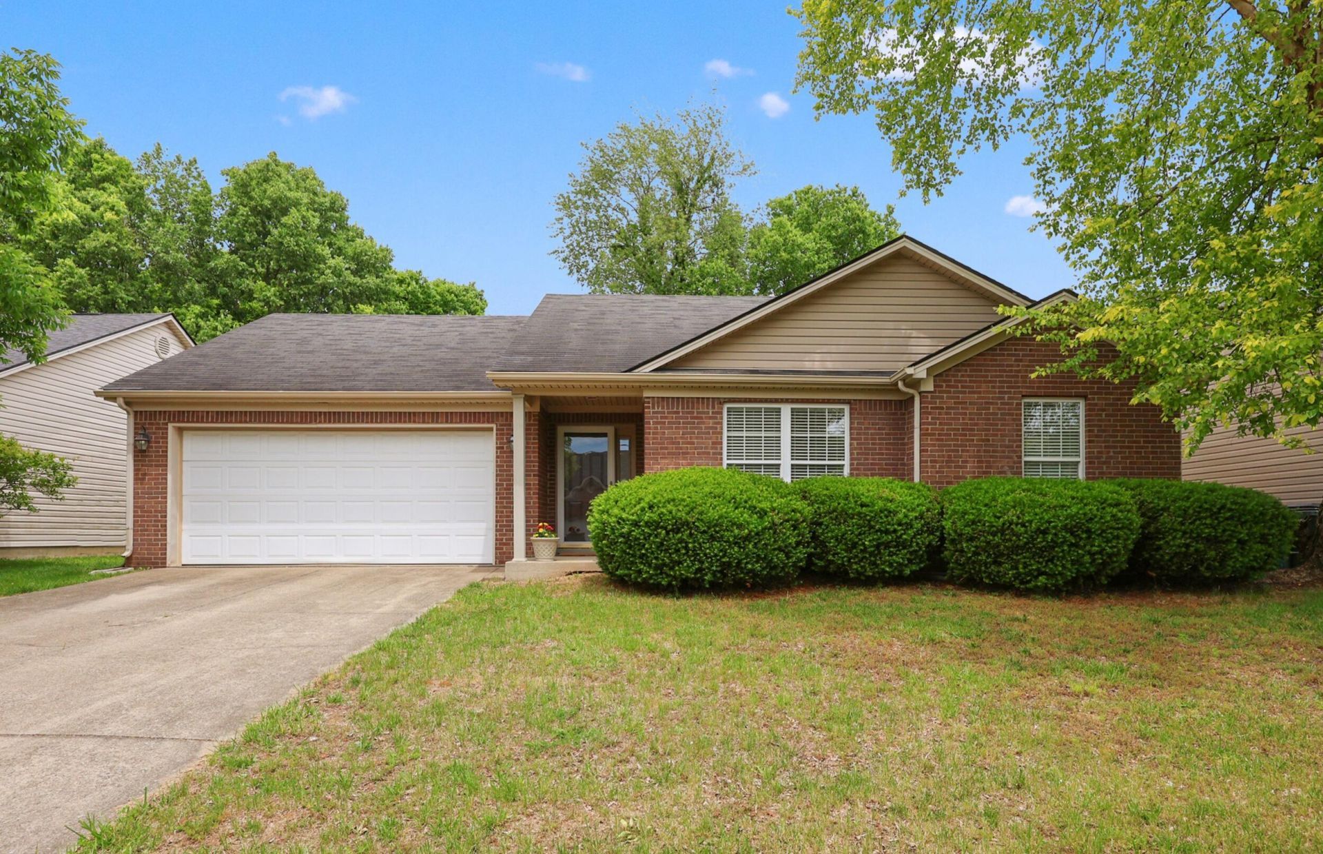 1409 Scarlett Way, Lexington, KY 40514 Main Photo