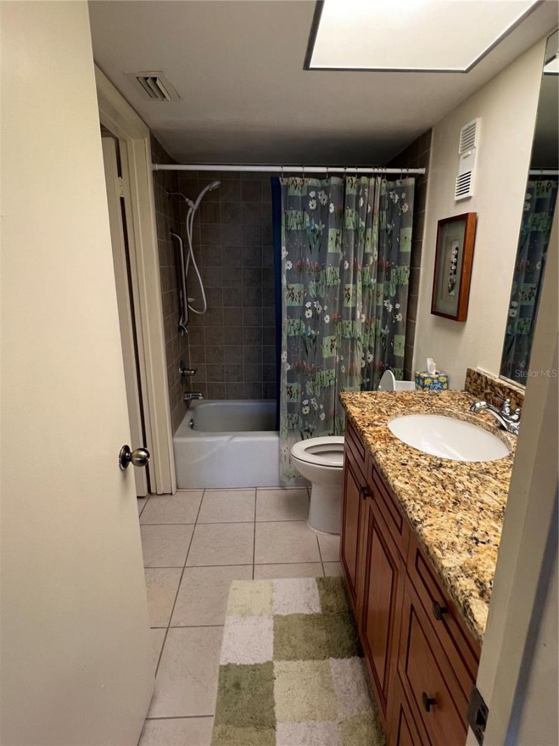 4900 Brittany Drive S, Unit 305, Saint Petersburg, FL 33715 Photo