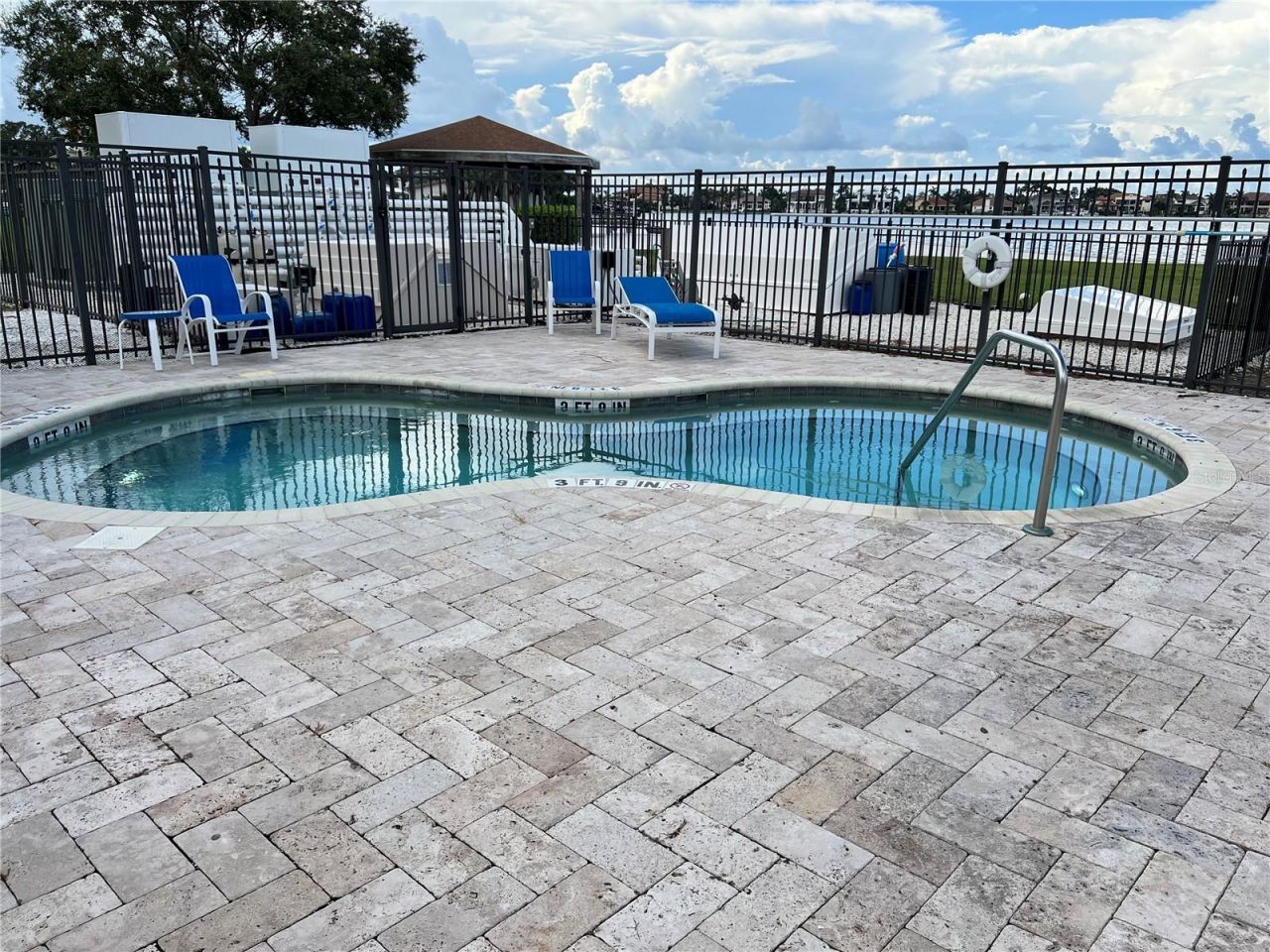 4900 Brittany Drive S, Unit 305, Saint Petersburg, FL 33715 Photo