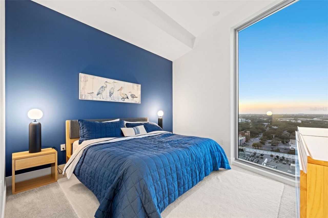 777 3rd Avenue N, Unit 1701, Saint Petersburg, FL 33701 Photo