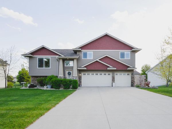 5156 Harvest Curve , Mayer, MN 55360