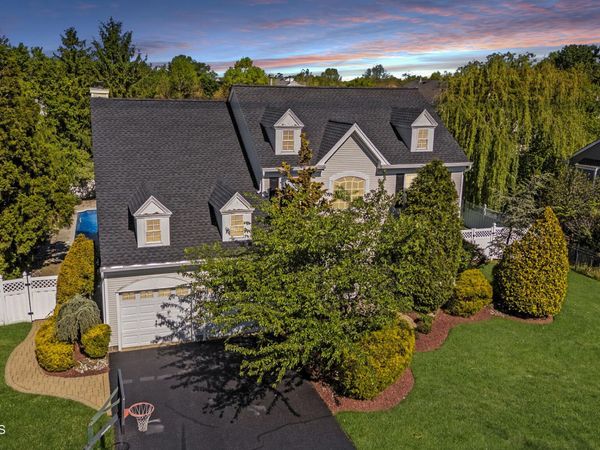 389 Fordham Place, Freehold, NJ 07728